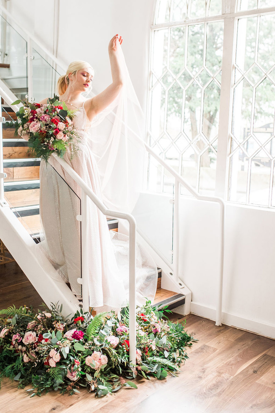 Modern luxe wedding style ideas with images by Laura Jane Photography (14)