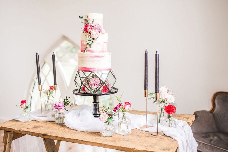 Modern luxe wedding style ideas with images by Laura Jane Photography (7)