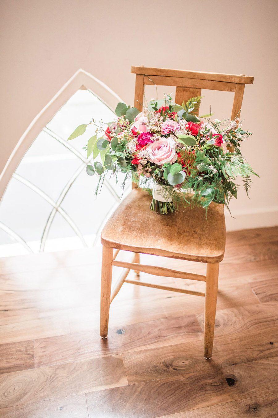 Modern luxe wedding style ideas with images by Laura Jane Photography (4)