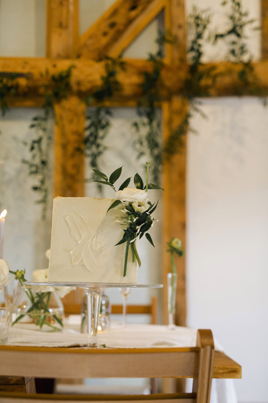 Sustainable, vegan and organic wedding styling ideas from the UK (25)
