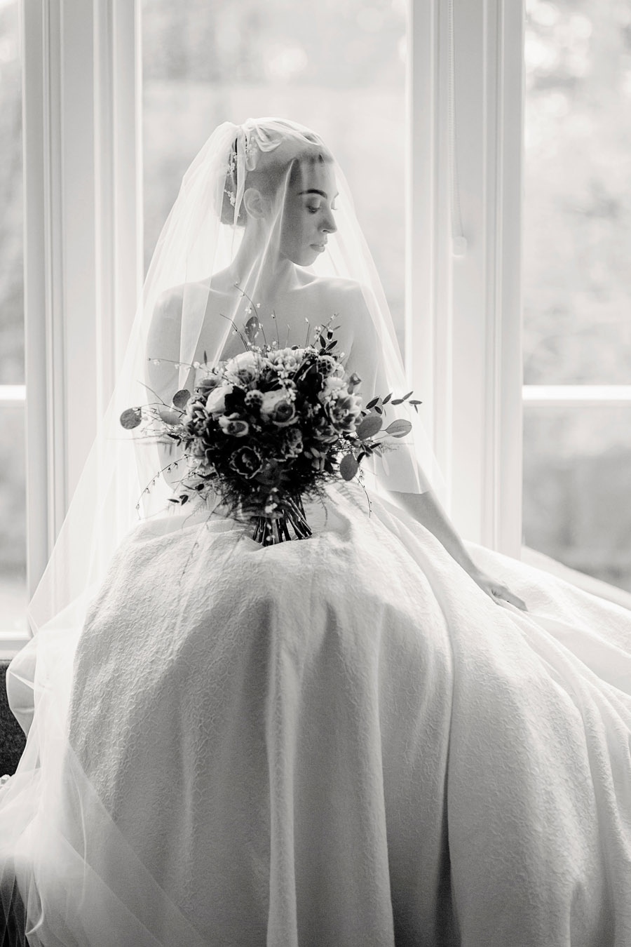 Vintage meets modern in a stunning Cheshire bridal editorial - photo credit Jo Bradbury Photography (34)
