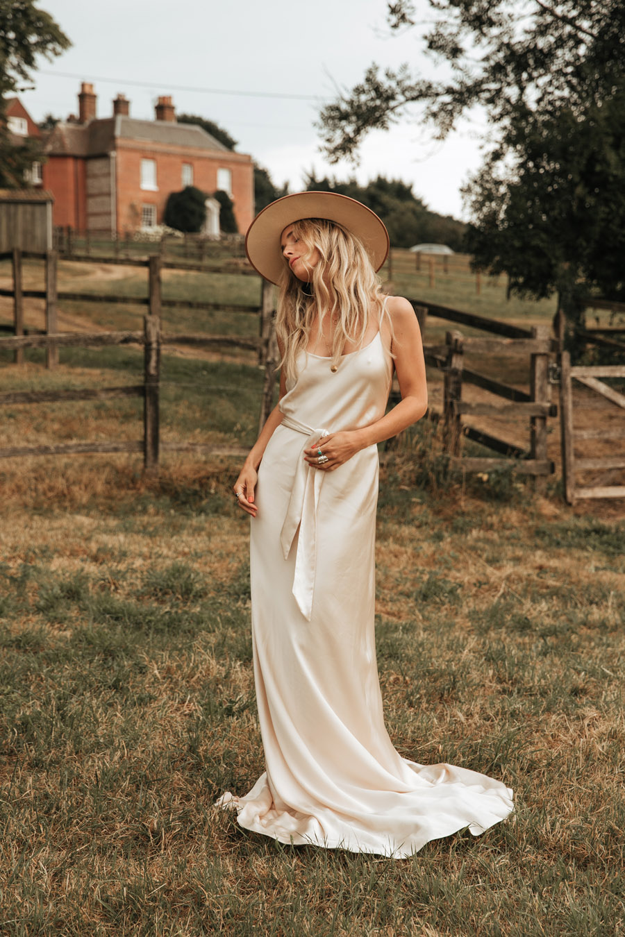 Belle and Bunty cowgirl wedding dress collection 2019 London (21)