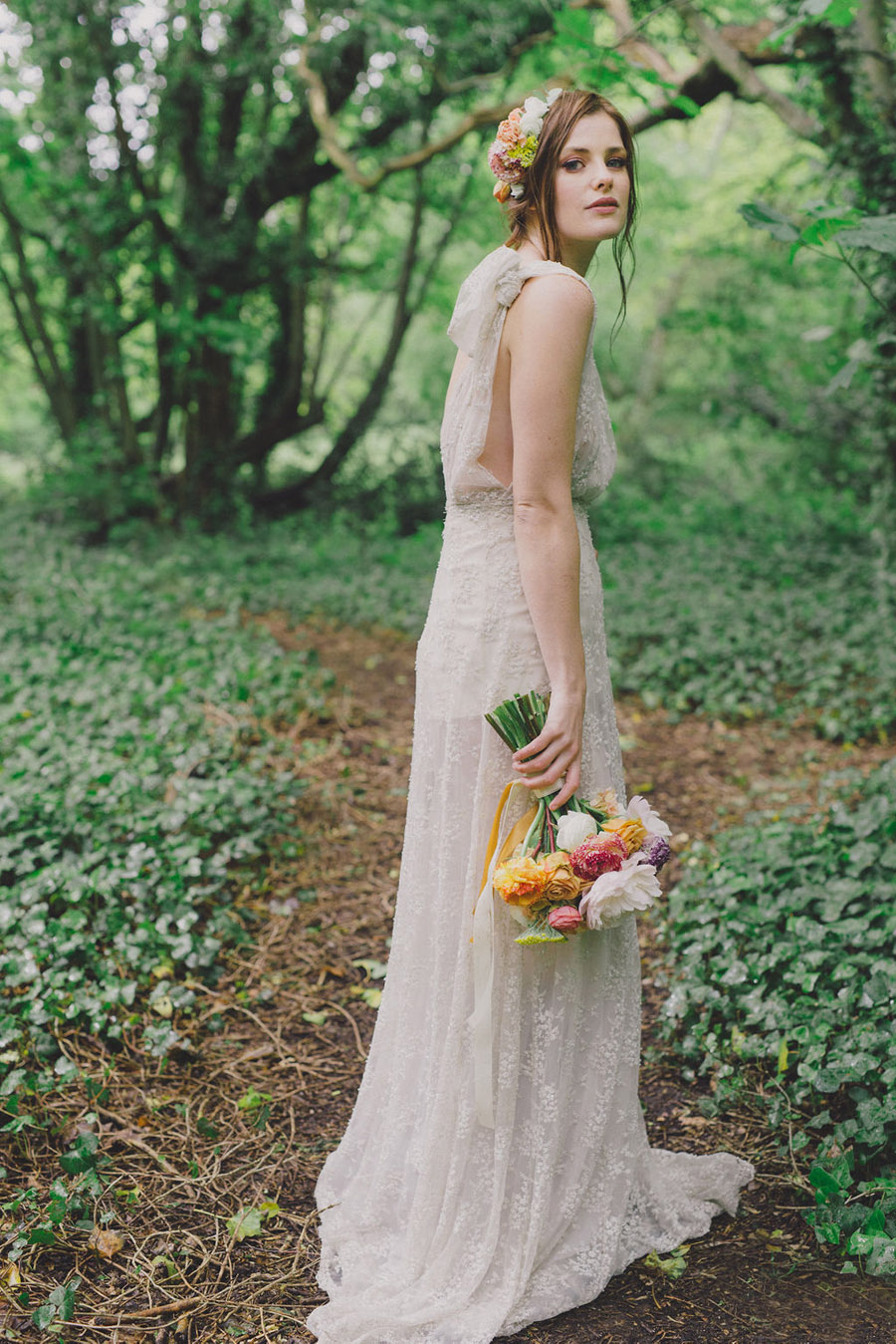 relaxed boho bridal style fashion shoot in London with Sussie Mellstedt (19)