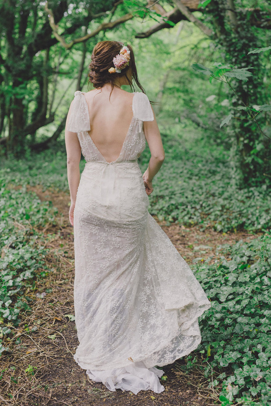 relaxed boho bridal style fashion shoot in London with Sussie Mellstedt (23)