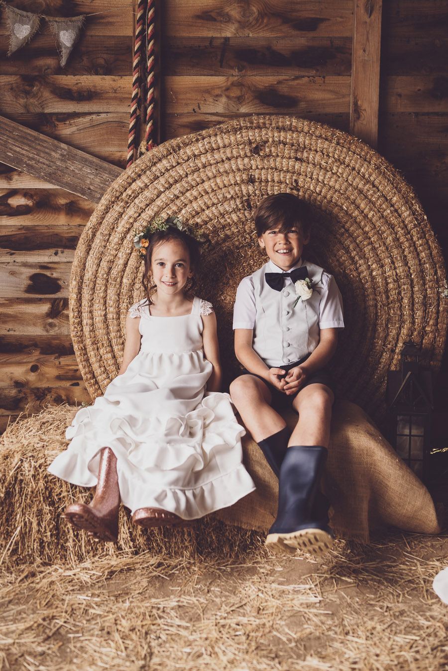 Alternative farm wedding ideas at Little Fant Farm with Tom Cullen Photography (13)