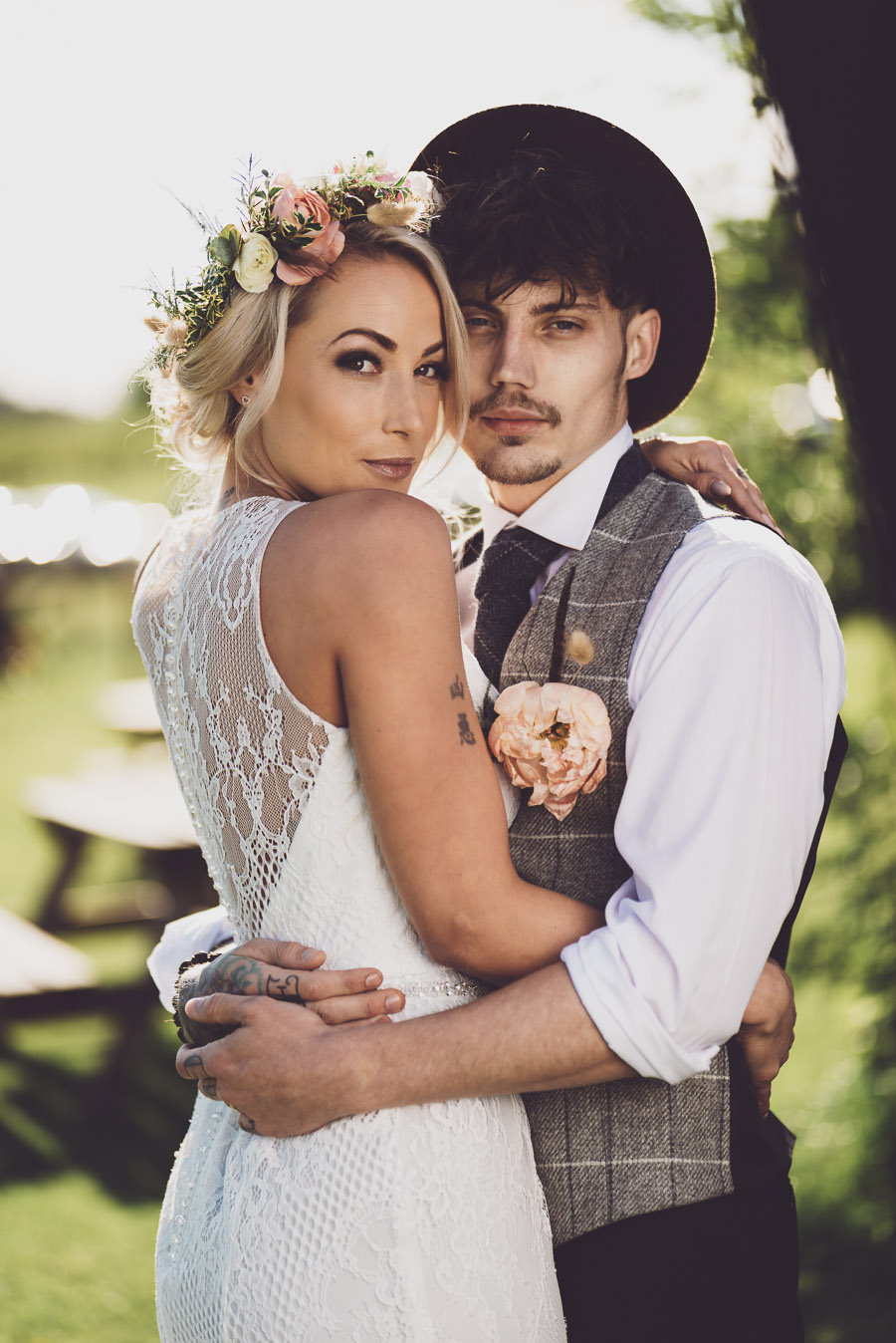 Alternative farm wedding ideas at Little Fant Farm with Tom Cullen Photography (24)