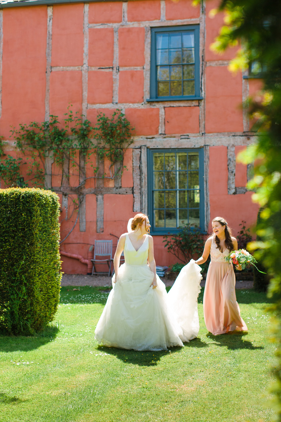 Divine wedding styling with English country garden florals at Pauntley Court, photo credit Red Maple Photography (15)