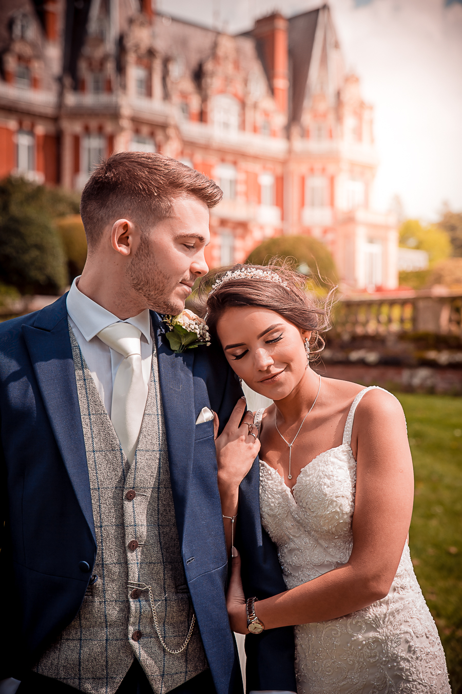 Real wedding at Chateau Impney classic glamorous style, Nicholas Rogers Photography (18)