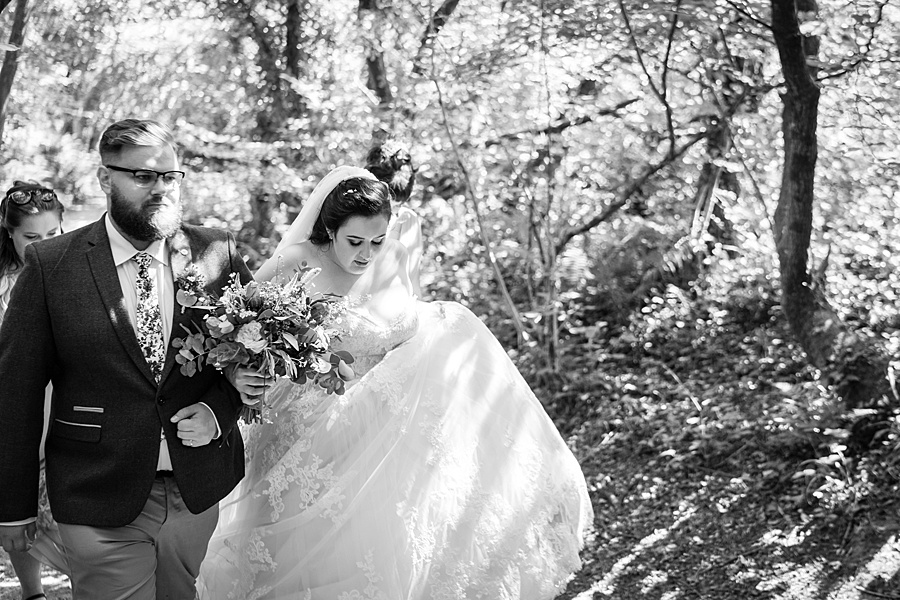 Fabulous fun wedding styling in Cornwall with Mike and Kelly, captured by Linus Moran Photography (21)