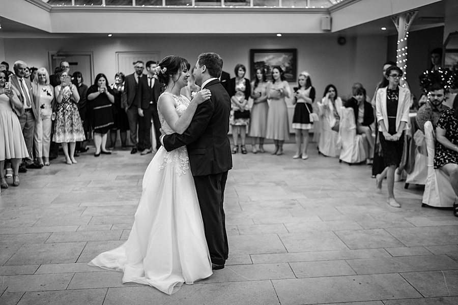 Beautiful Athelhampton House wedding photography with Linus Moran on the English Wedding Blog (46)