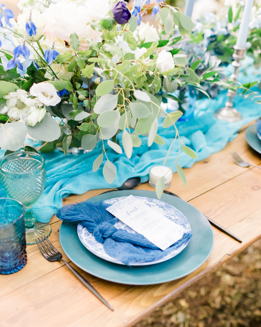 Beautiful and delicate blue tones for a woodland wedding styled by Sara's Events Flowers. Photo credit Natalie Stevenson Photography (3)
