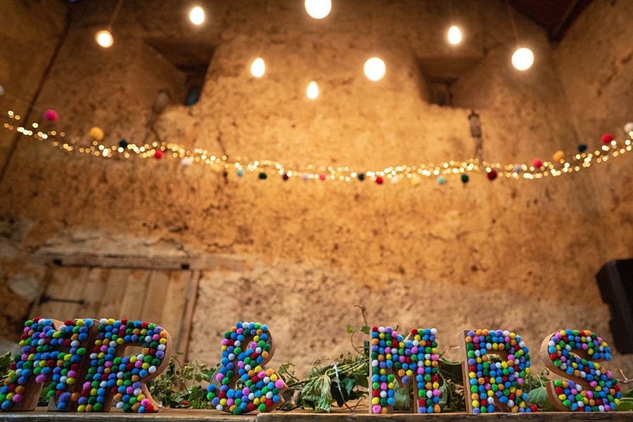 A gloriously creative Devon wedding at Eggbeer Farm, with images by Linus Moran Photography (2)