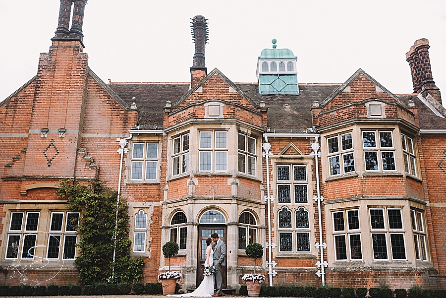Baddow Park wedding ideas with an opulent modern look, images by Sophie Oldhamstead Photography (35)