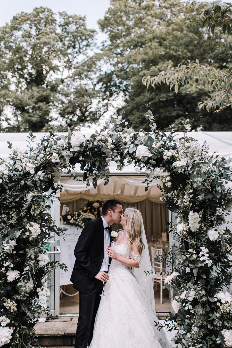 Whimsical wedding at Birtsmorton Court with beautiful photography by Oobaloos (14)