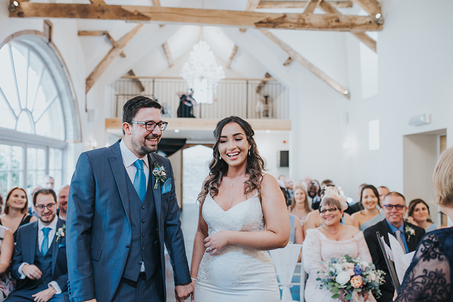 Alex and Ben's beautiful Lemore Manor wedding blog with Sophie Ann Photography (20)