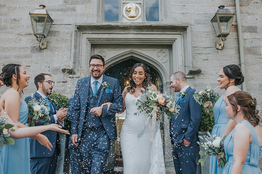 Alex and Ben's beautiful Lemore Manor wedding blog with Sophie Ann Photography (22)