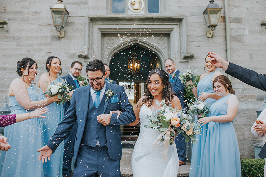 Alex and Ben's beautiful Lemore Manor wedding blog with Sophie Ann Photography (23)