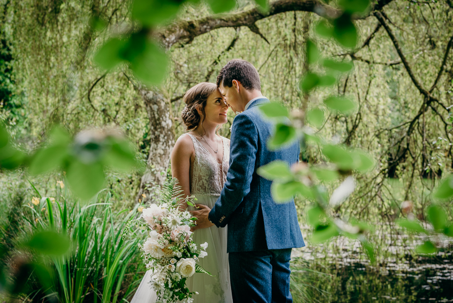 Daisy & Alex's beautiful Lakeview Manor (Devon) wedding, with Clare Kinchin Photography (31)