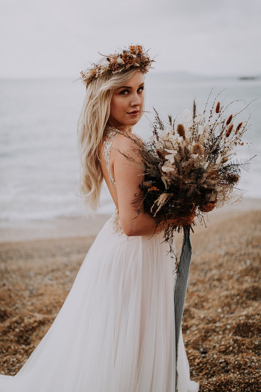 Sunrise elopement shoot! Westlake Photography and the Rustic Dresser (9)