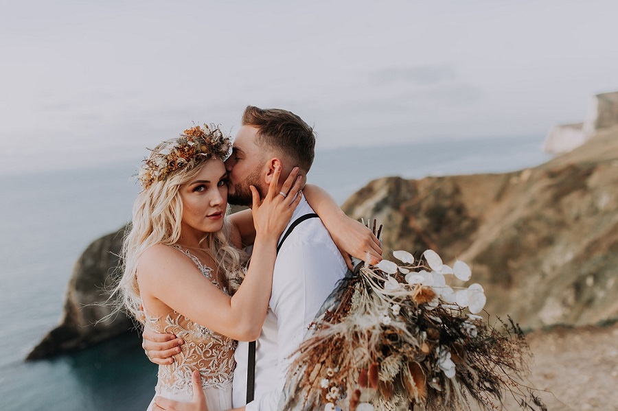Sunrise elopement shoot! Westlake Photography and the Rustic Dresser (7)
