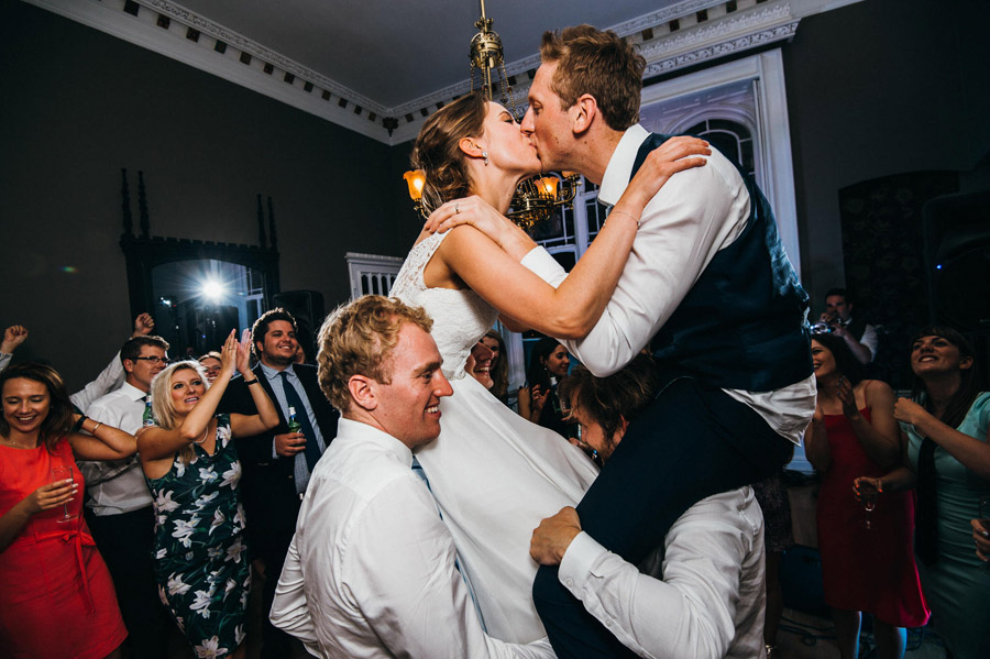 bride lift in first dance routine, image by Simon Biffen Photography