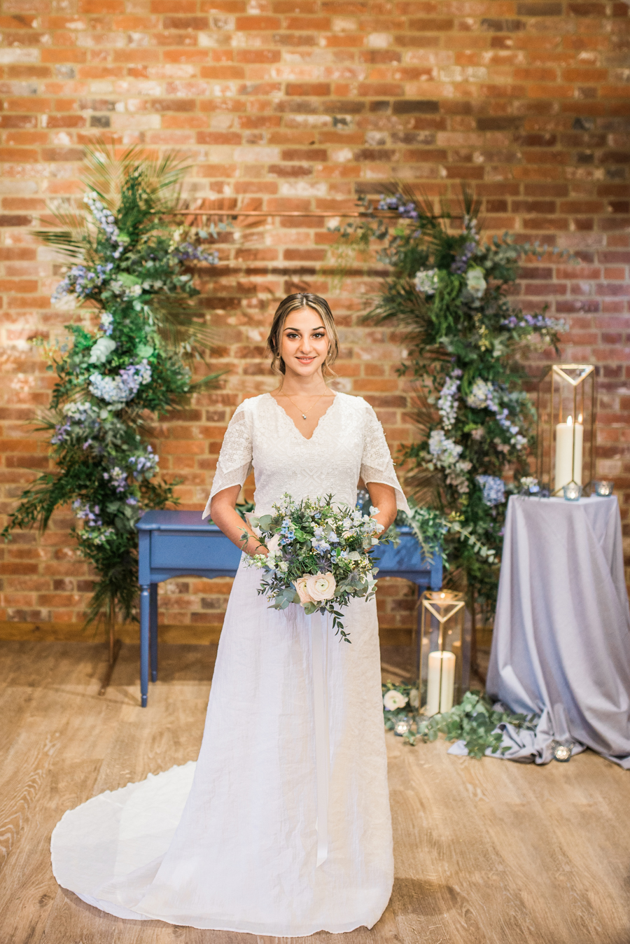 Beautiful blue wedding inspiration for 2021 couples, photo credit Laura Jane Photography (27)