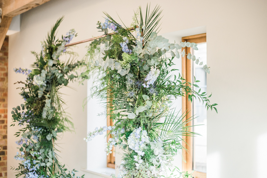 Beautiful blue wedding inspiration for 2021 couples, photo credit Laura Jane Photography (10)