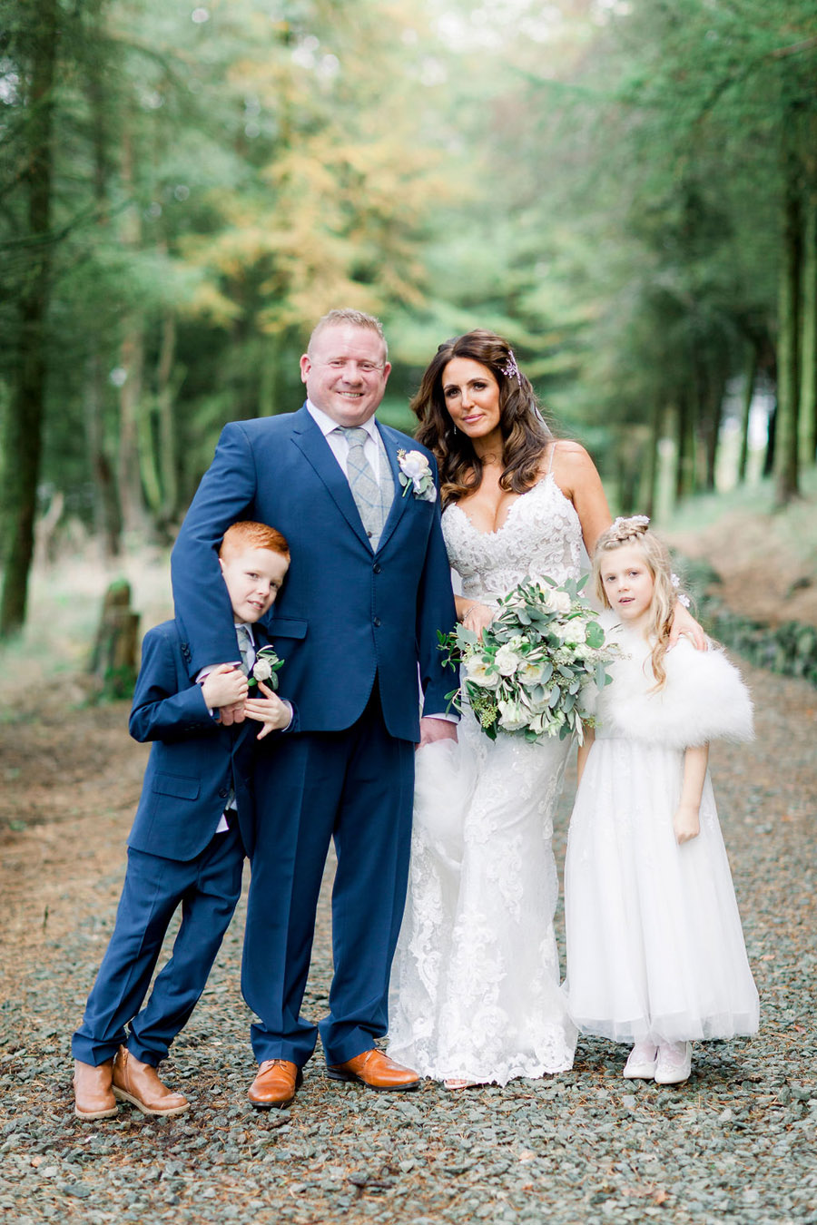 Classic and timeless styling for Laura & Billy's beautiful summer wedding, with Jo Bradbury Photography (22)