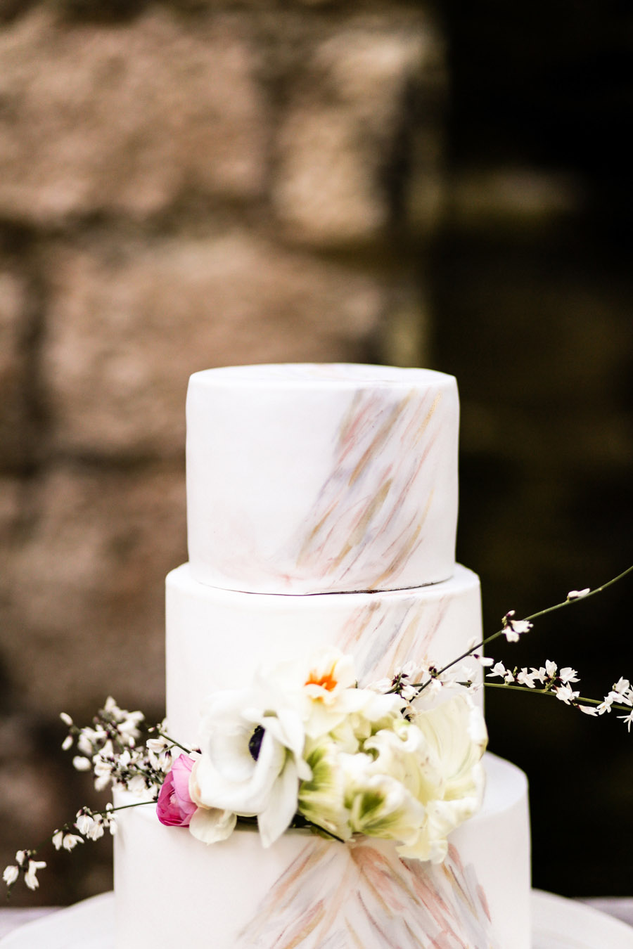 Elegant, floral and Ethical wedding inspiration shoot, image credit Amandine Ropars (27)