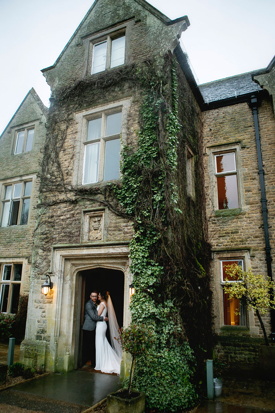 Anna & Kevin's chic modern wedding at Hyde House, with Katrina Matthews Photography (36)