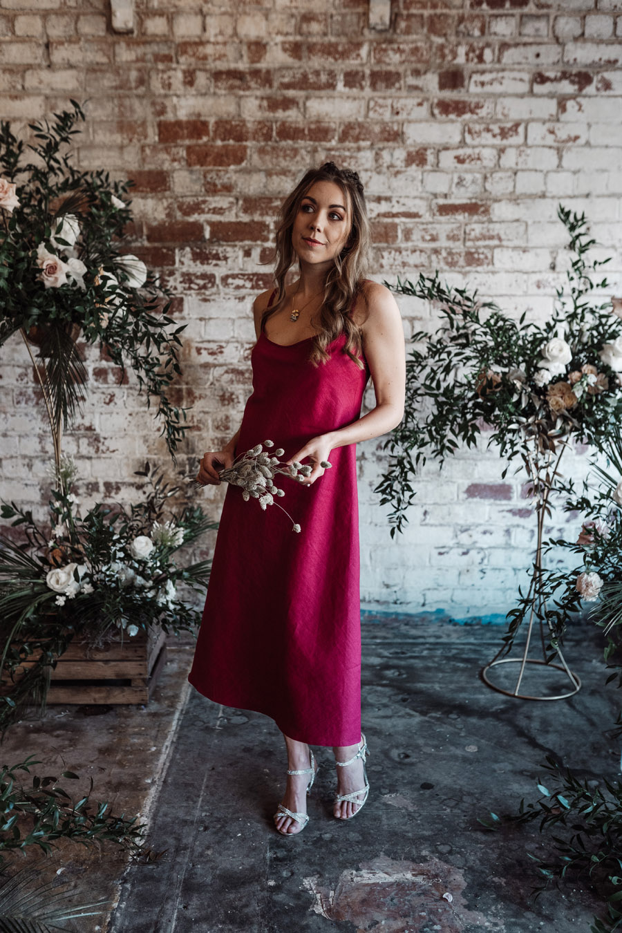 Sustainable, new and different bridesmaids' outfits by Luna Bride on English-Wedding.com (7)
