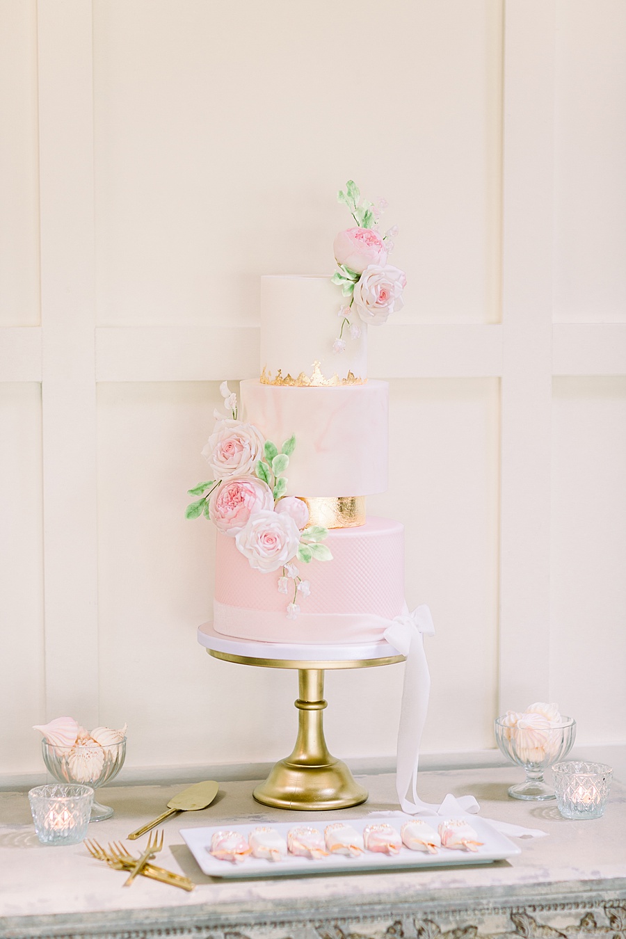 Timeless Elegance - a classic pink wedding editorial from Old Brook Barn (28)