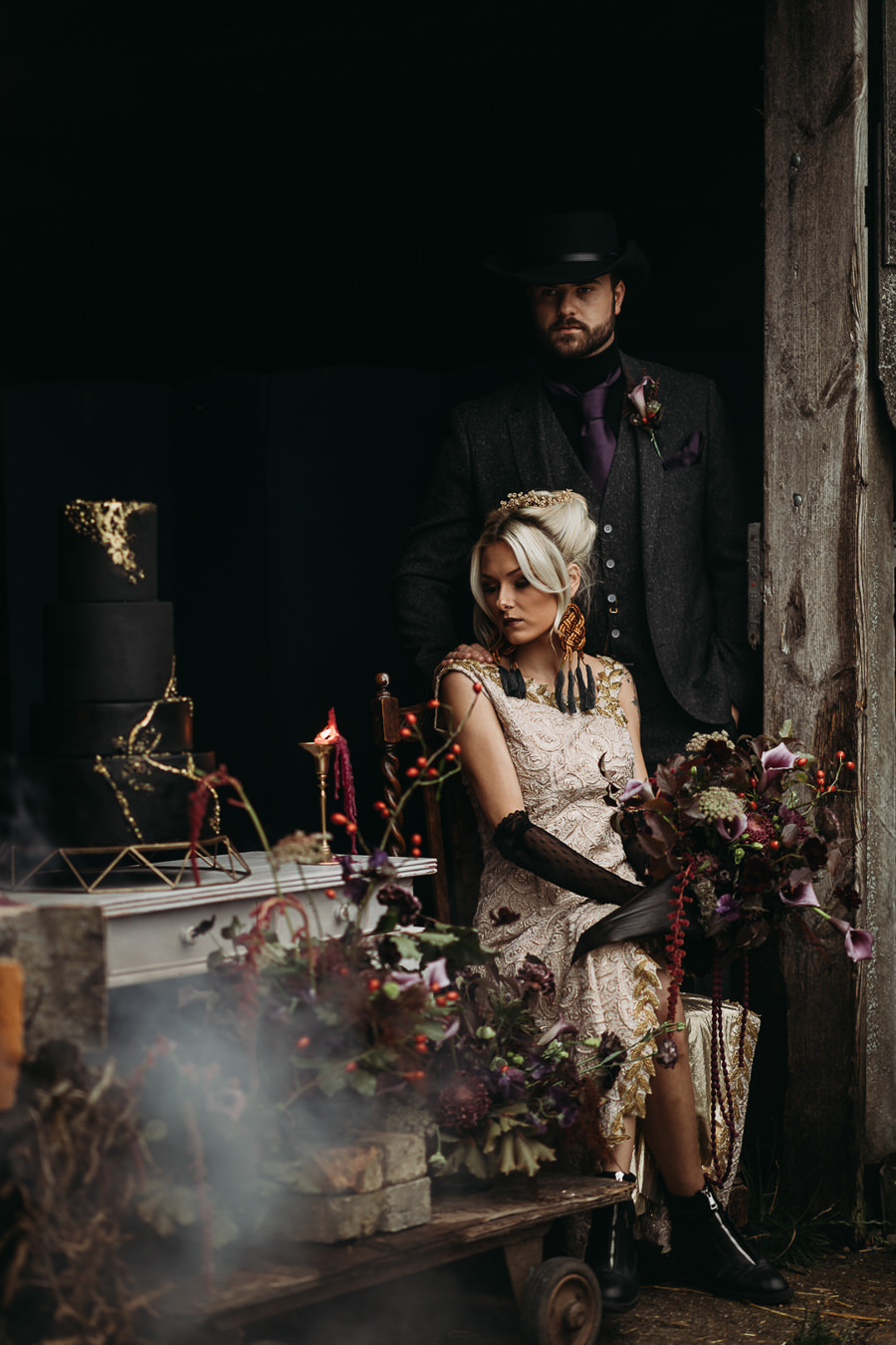 Sustainable and beautiful halloween wedding style, image credit Thyme Lane Photography (23)
