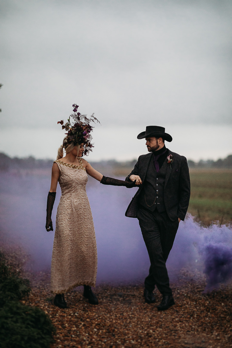 Sustainable and beautiful halloween wedding style, image credit Thyme Lane Photography (7)