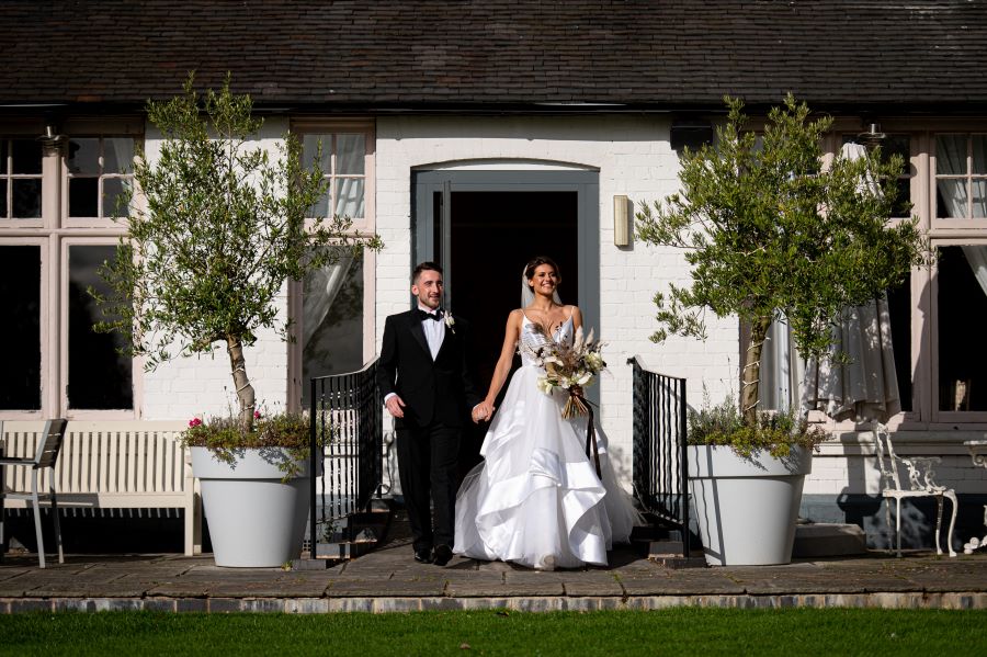 Warwickshire Contry House wedding photography by Dave Perry