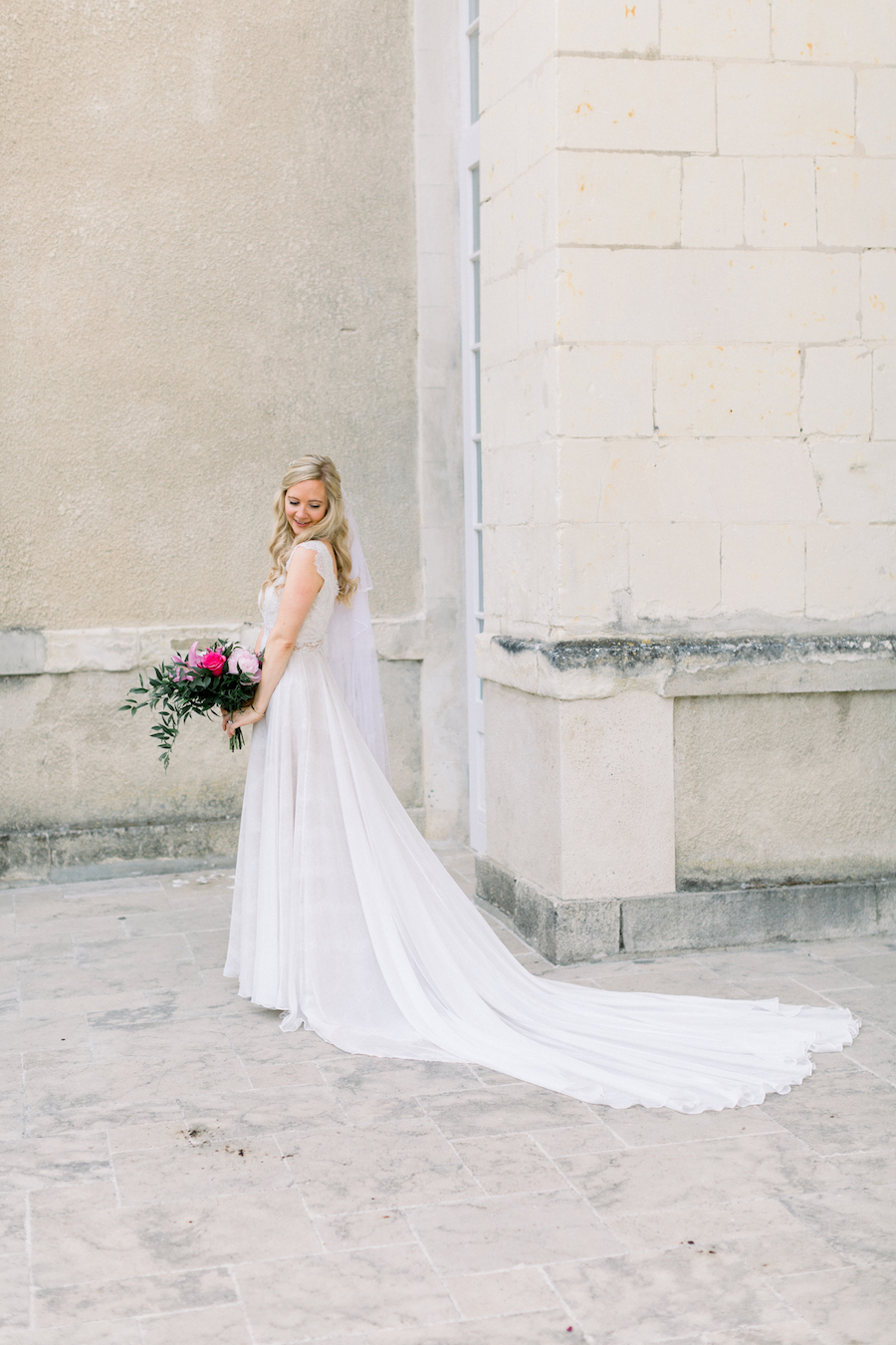 Francine & Jamie's classic and timeless Loire Valley wedding, with Hannah K Photography (25)