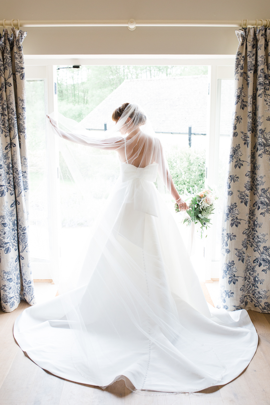 Katie & Laurie's elegant rustic Cotswolds wedding, with Red Maple Photography (9)
