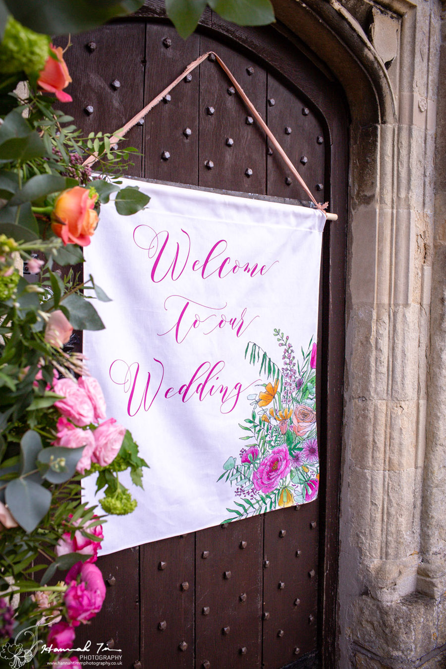 Fabulous spring colour for an Old Church Farm wedding! Photography credit Hannah Timm (27)
