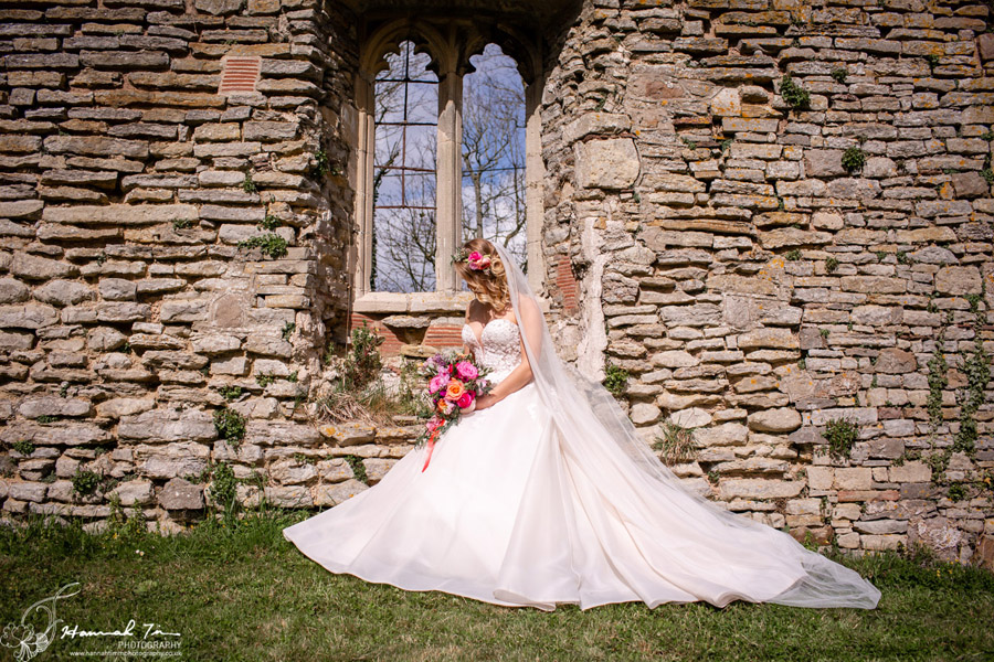 Fabulous spring colour for an Old Church Farm wedding! Photography credit Hannah Timm (32)