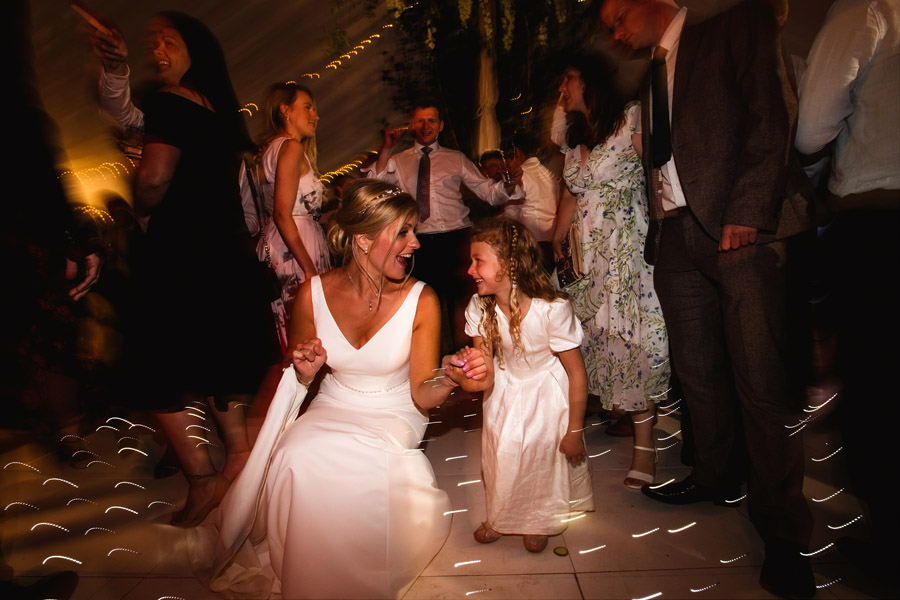 Lottie & Callum's timelessly beautiful wedding at Sopley Lake, with Robin Goodlad Photography (48)