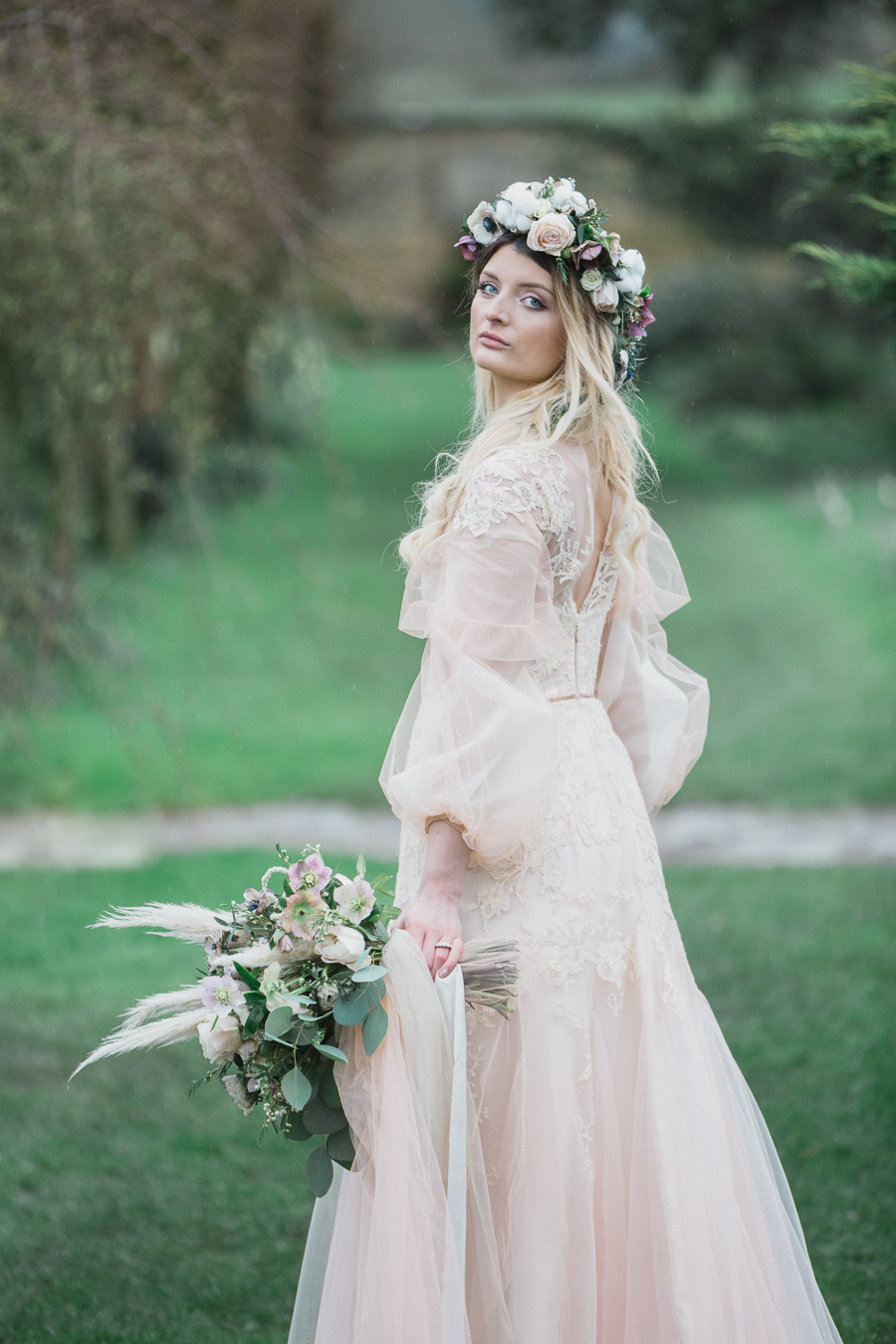 Candyfloss romance from the secret garden at Barnsley House, image credit Red Maple Photography (15)