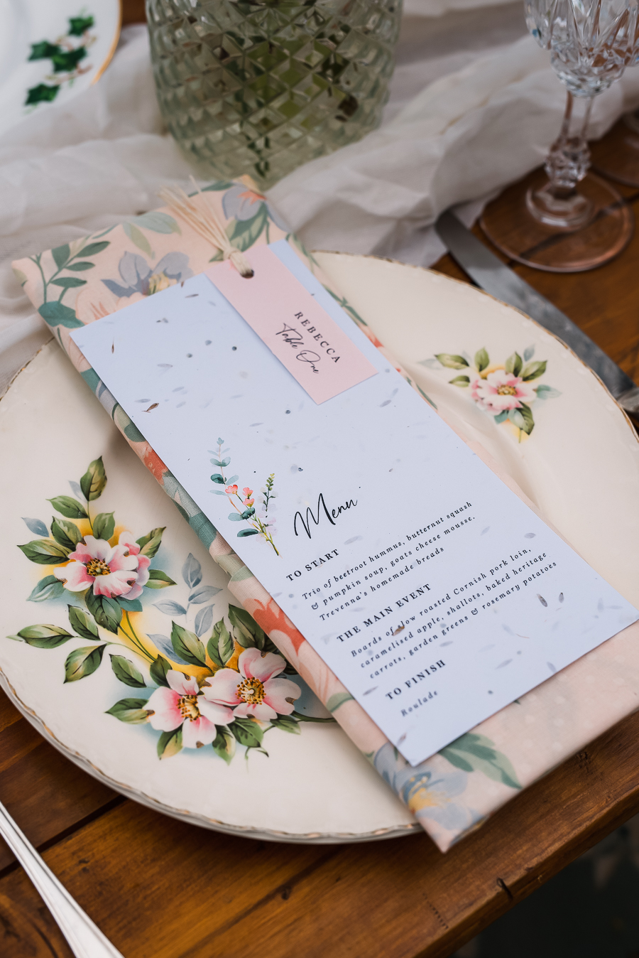 Summer vintage wedding styling inspiration, with Lauren Beth Photography (27)