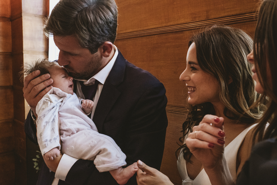 Michelle & Stephen's relaxed modern wedding at London's Town Hall Hotel, with York Place Studios (36)