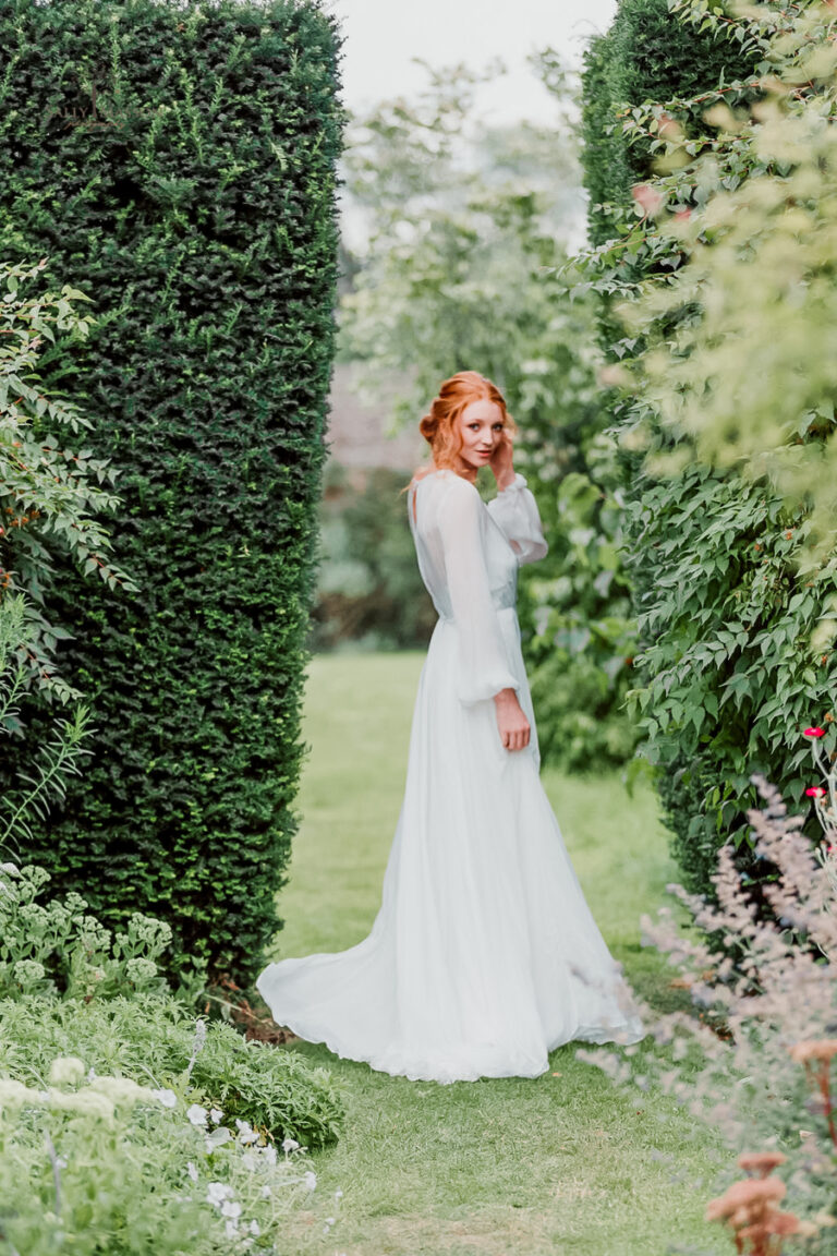 Beautiful wedding styling inspiration from The Gaddesden Estate in ...