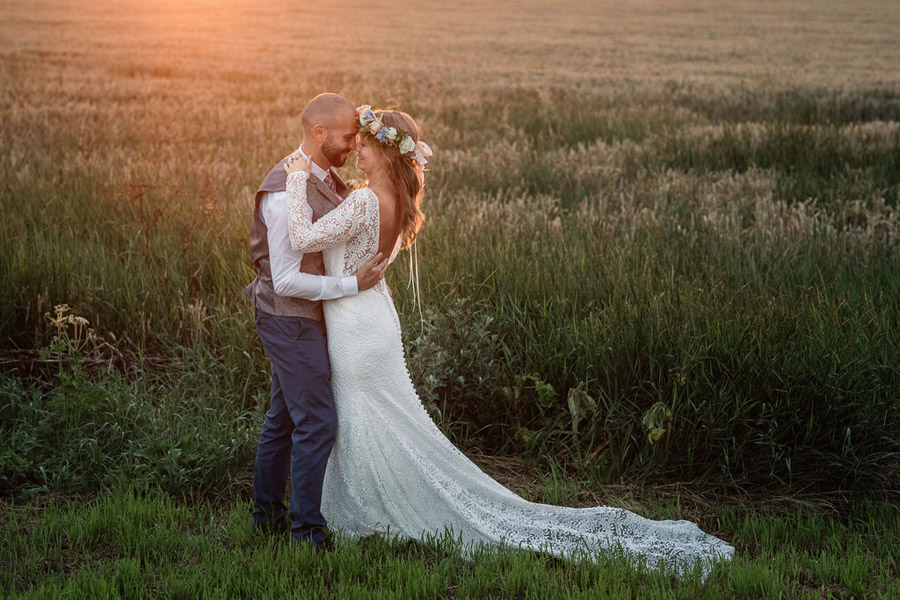Evening sunset wedding inspiration at Willow Grange Farm, with Becky Harley Photography (54)