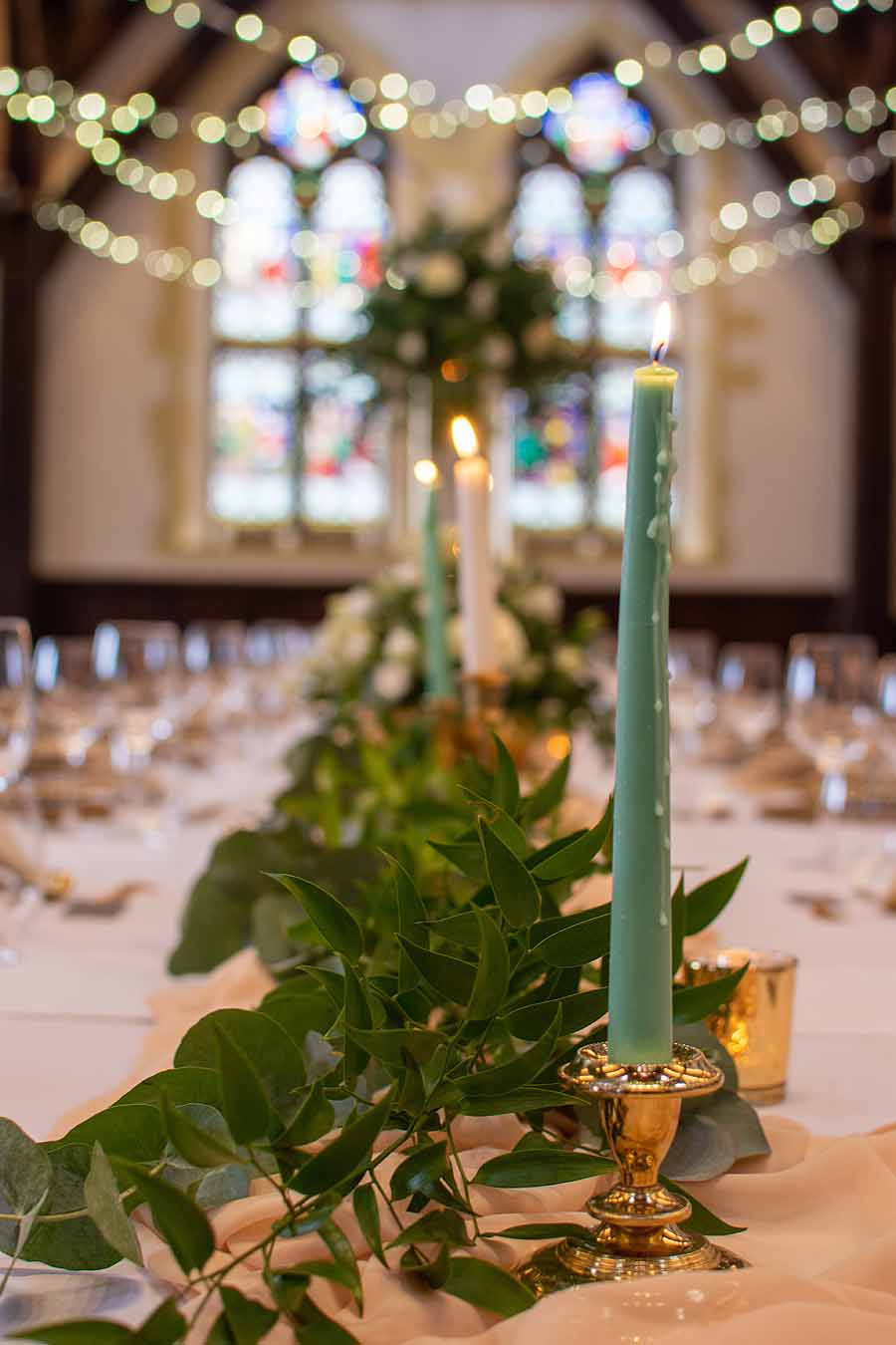 Elegant and timeless wedding styling at Bradfield College, with Lorna Richerby Photography (12)