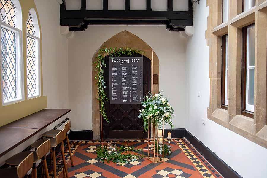 Elegant and timeless wedding styling at Bradfield College, with Lorna Richerby Photography (34)