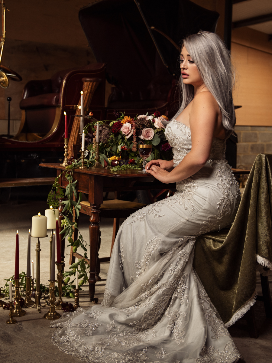 Victorian Modern Wedding style with Lifelike Photography and Vicki's Floral Design (11)