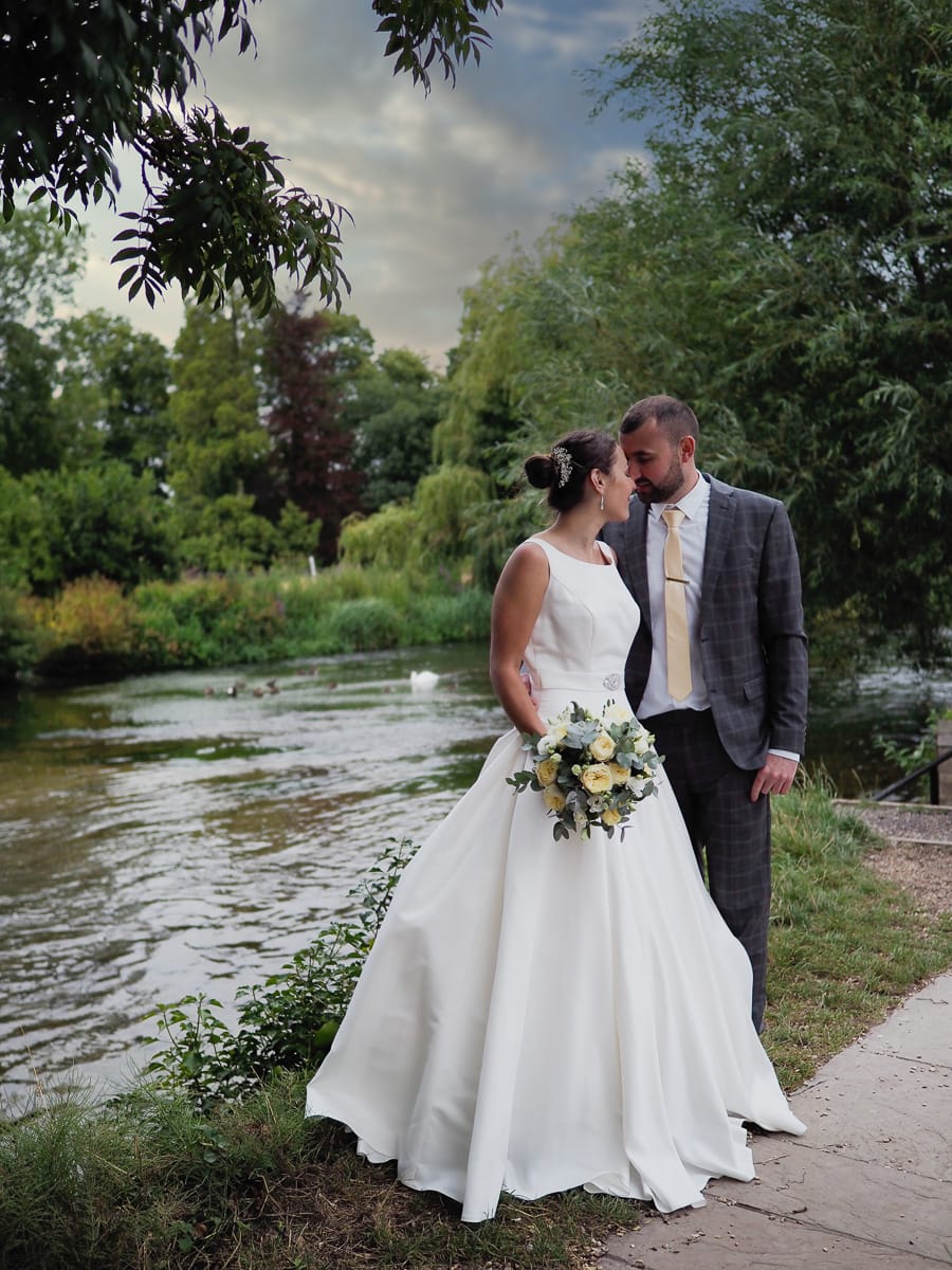 Romantic Romsey, olde worlde charm for a Hampshire wedding, with Dom Brenton Photography (40)