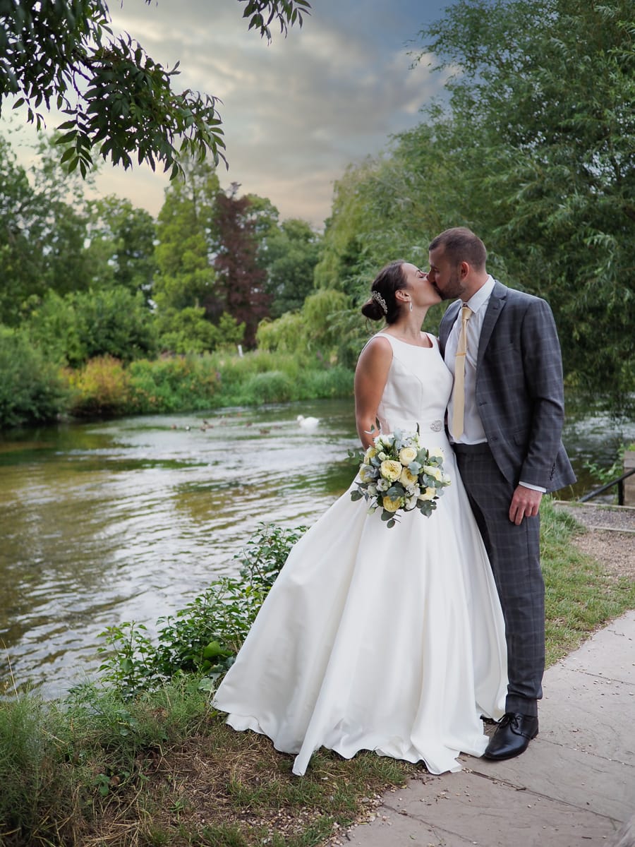 Romantic Romsey, olde worlde charm for a Hampshire wedding, with Dom Brenton Photography (26)